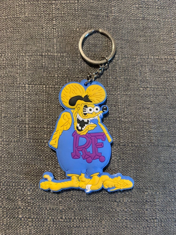 Rat Fink Rubber Keychain / Keyring (Yellow/Blue)